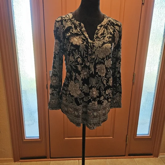 Lucky Brand Women's Blouse - Picture 11 of 11
